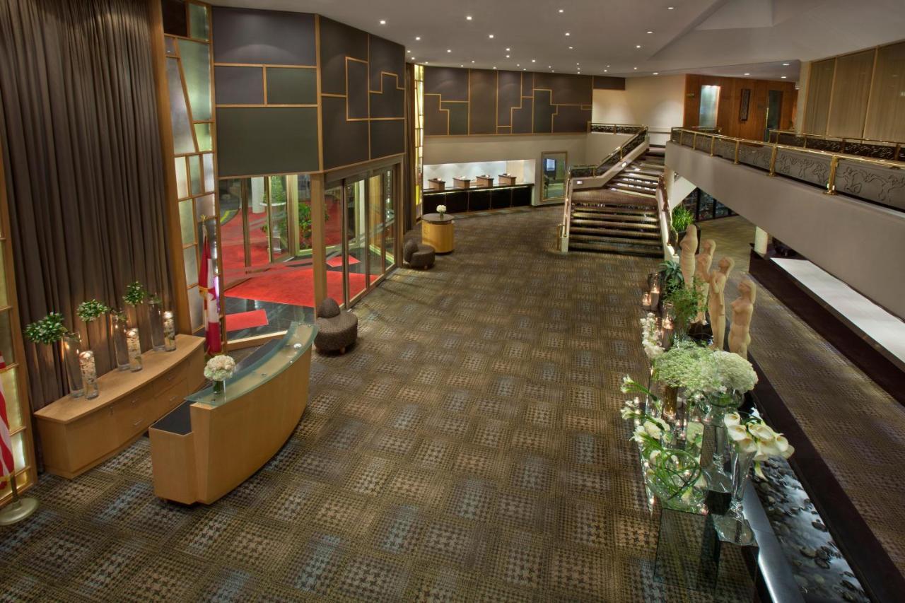 화이트 오크스 컨퍼런스&리조트 스파 나이아가라온더레이크 외부 사진 The lobby of the hotel
