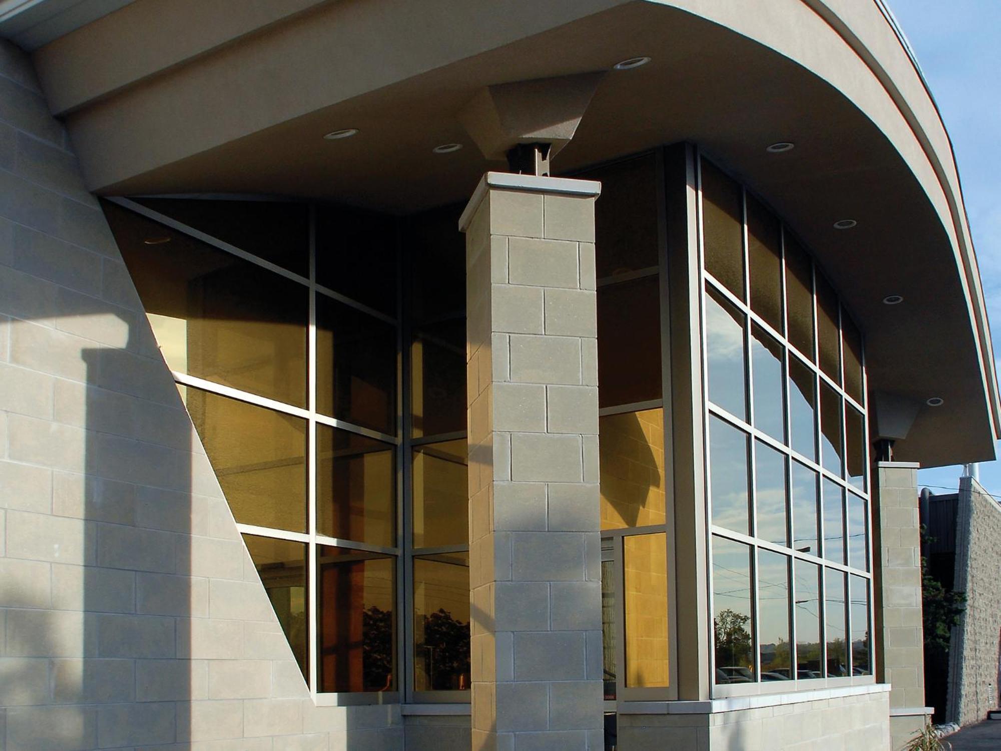 화이트 오크스 컨퍼런스&리조트 스파 나이아가라온더레이크 외부 사진 The exterior of the new library building